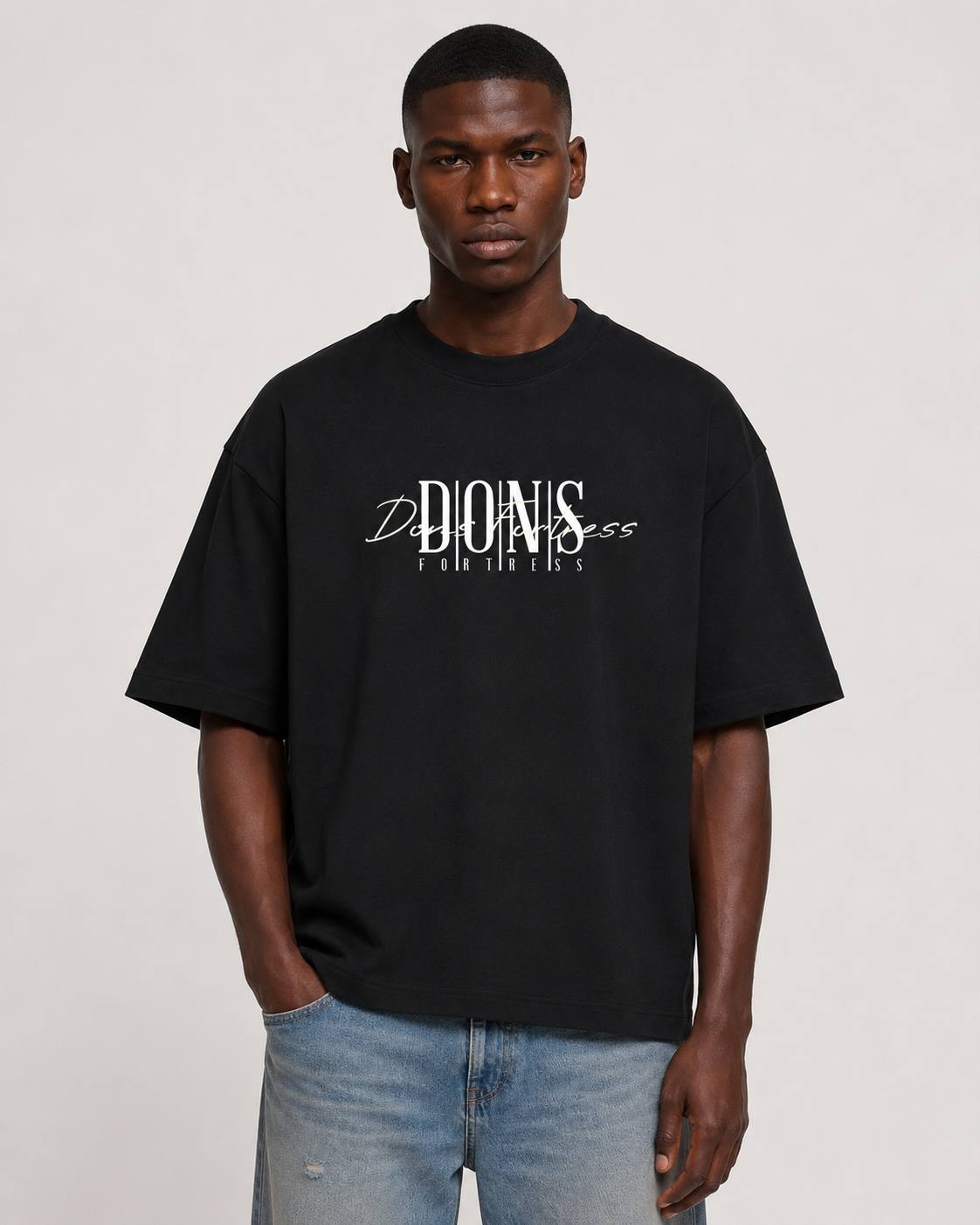 Aramá Square-Cut Tee